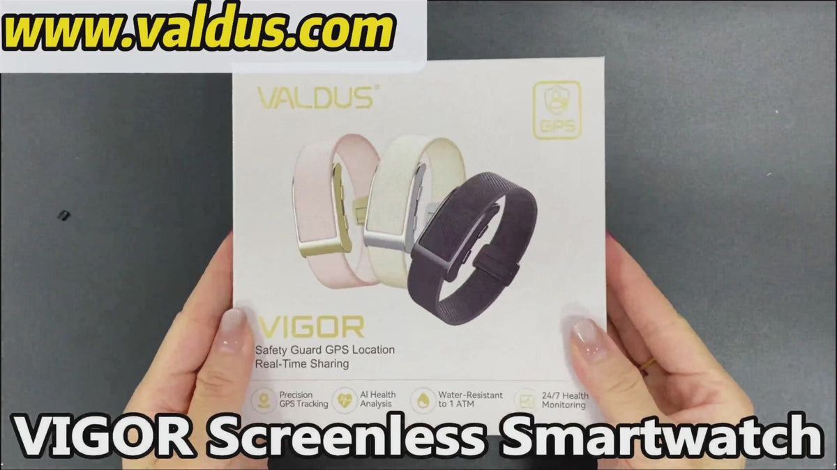 Βίντεο unboxing του έξυπνου βραχιολιού Valdus Vigor screenless smartwatch, παρουσίαση περιεχομένων συσκευασίας, σύνδεση με την εφαρμογή και επίδειξη λειτουργιών υγείας και SOS έκτακτης ανάγκης.- Aion HiTech